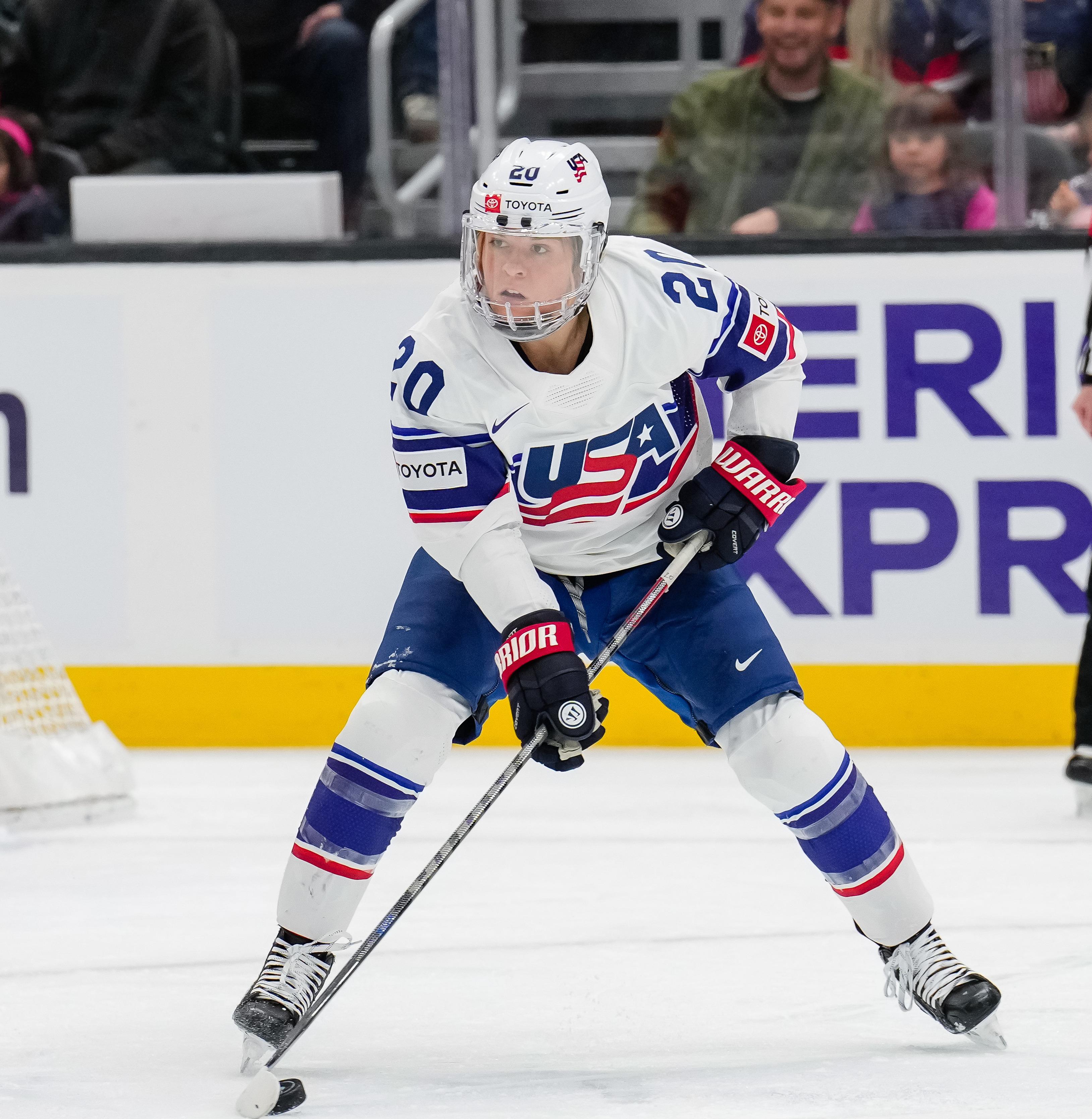 Quartexx Management client Hannah Brandt scanning for a pass for Team USA